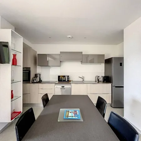 T2 Avec Vue Panoramique Sur La Et La Citadelle Calvi (Corsica)