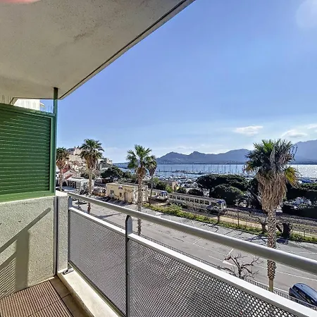 T2 Avec Vue Panoramique Sur La Et La Citadelle Apartmán *