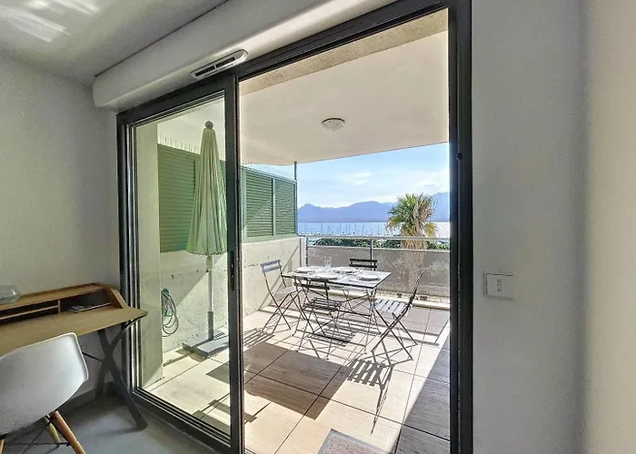 T2 Avec Vue Panoramique Sur La Et La Citadelle *