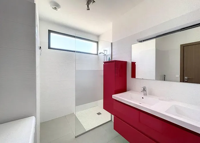 T2 Avec Vue Panoramique Sur La Et La Citadelle קאלבי