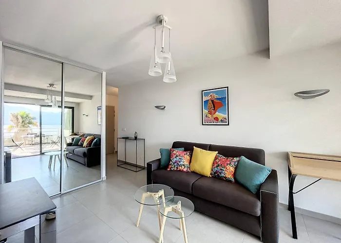 T2 Avec Vue Panoramique Sur La Et La Citadelle דירה קאלבי