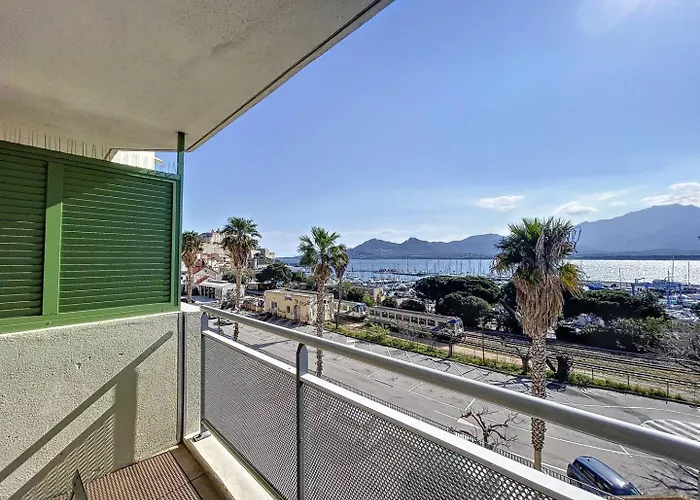 T2 Avec Vue Panoramique Sur La Et La Citadelle דירה *